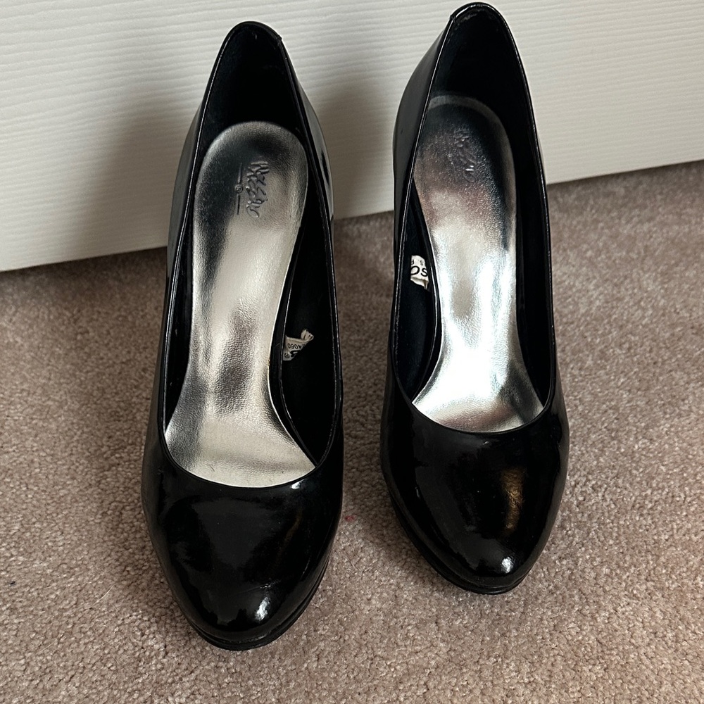 Massimo Black Patent Leather Heels